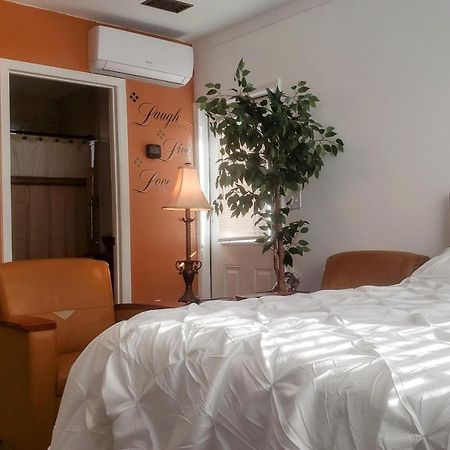 Stylish Suite Tampa Minutes To Hard Rock Casino Mango Eksteriør billede