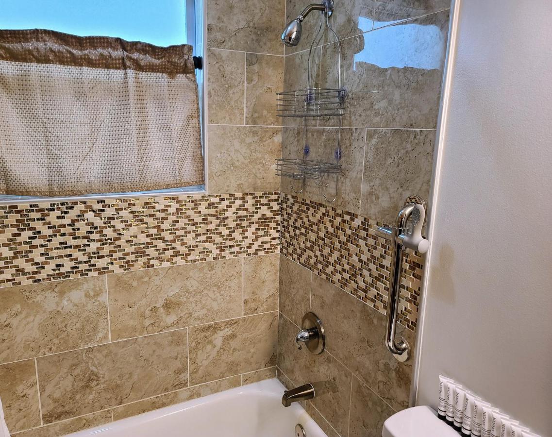 Stylish Suite Tampa Minutes To Hard Rock Casino Mango Eksteriør billede